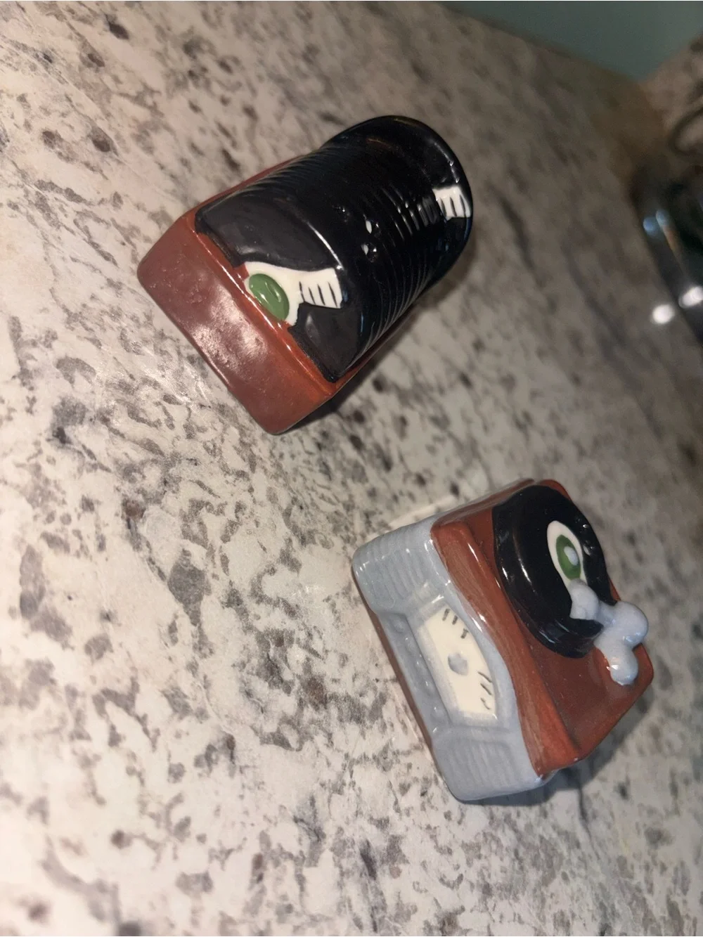 Ceramic Vintage Radio Salt and Pepper Shaker Set - Brown, Black, Gray